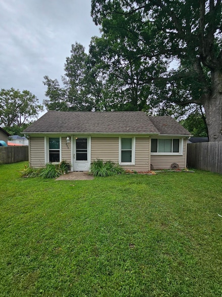 806 Hague Ave, Jackson, MI 49203