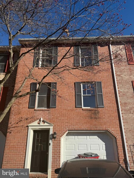 23 Mudfort Dr, Harpers Ferry, WV 25425