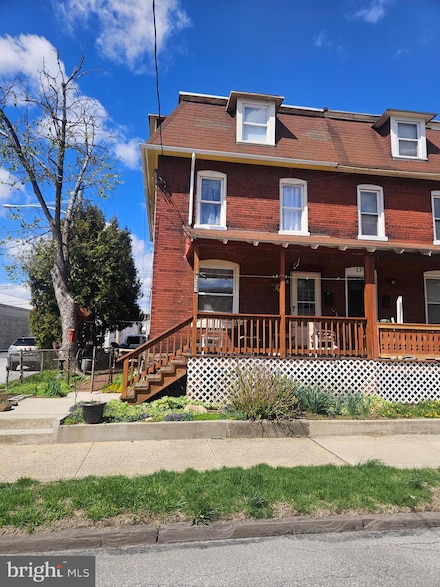 137 Washington Ave, Downingtown, PA 19335