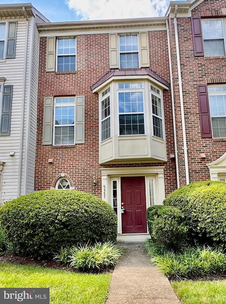 5857 Pearson Ln, Alexandria, VA 22304