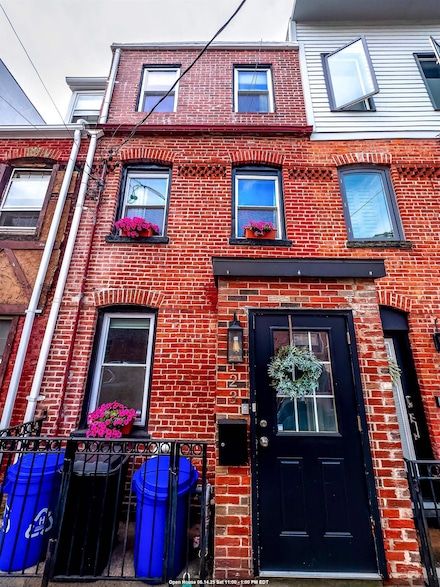 123 Willow Terrace, Hoboken, NJ 07030