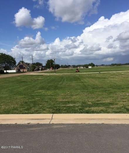 28 Teche Ridge Blvd, New Iberia, LA 70563