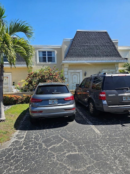 2418 NE 10th St Unit 127, Hallandale Beach, FL 33009