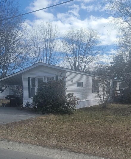 1018 Morways Park Rd, Charlestown, NH 03603