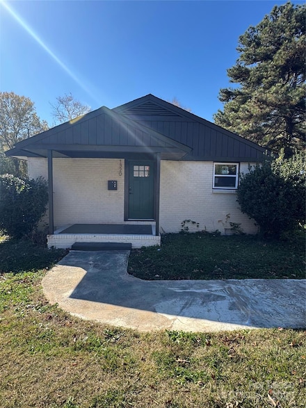 1320 Anderson St, Charlotte, NC 28205