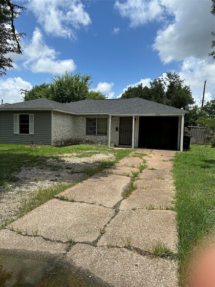 8146 Saint lo Rd, Houston, TX 77033