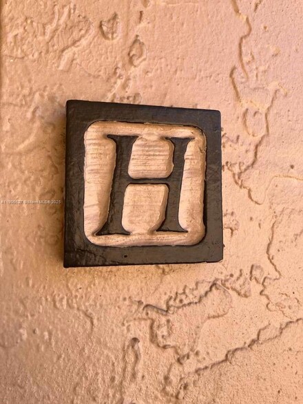 601 Cypress Lake Blvd Unit H14, Deerfield Beach, FL 33064