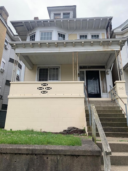 20 Ohio St, Wheeling, WV 26003