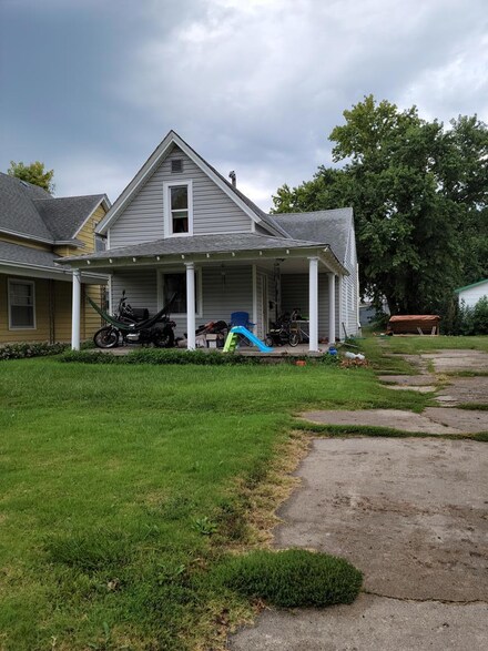 516 E 6th St, Concordia, KS 66901