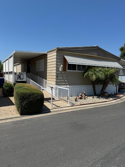 250 E Las Palmas Ave Unit 8, Patterson, CA 95363