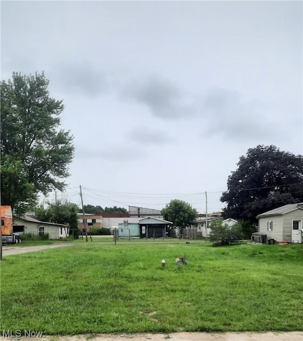 122 N 9th St, Byesville, OH 43723