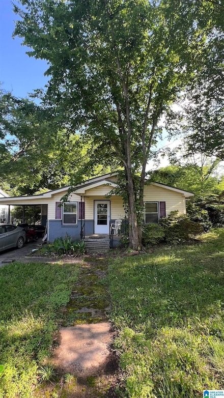 813 W 8th St, Sylacauga, AL 35150