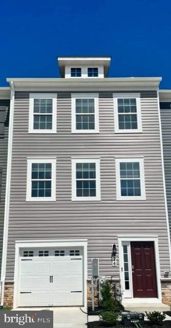 5082 Silver Oak Dr, Rosedale, MD 21237