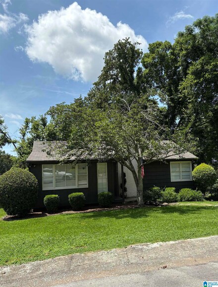 2109 22nd Ct S, Birmingham, AL 35223
