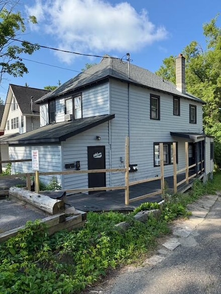 39 Shepard Ave, Saranac Lake, NY 12983