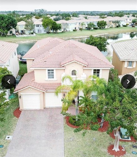 6591 Traveler Rd, West Palm Beach, FL 33411