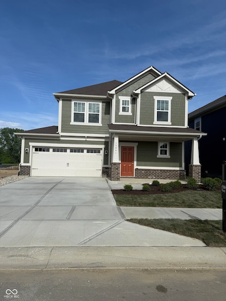 15941 Tharp Woods Dr, Fishers, IN 46037