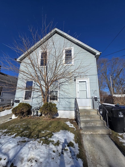 1320 Kewaunee St, Racine, WI 53404