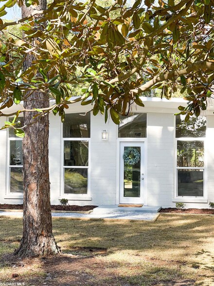 608 General Anderson Place, Dauphin Island, AL 36528