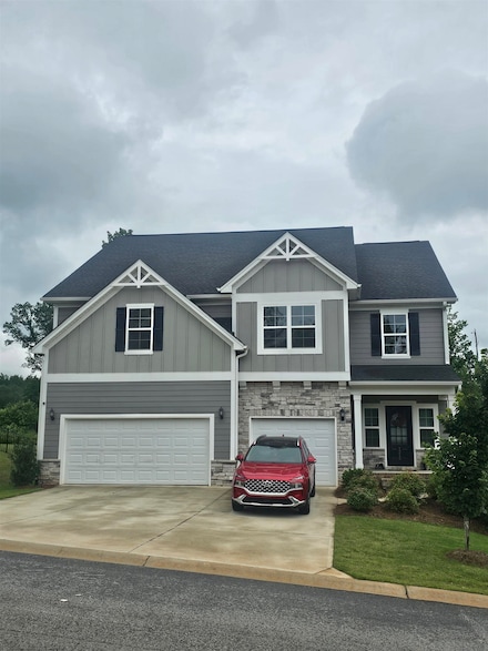 1212 Dockyard Ln, Inman, SC 29349