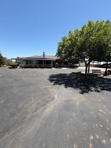 4655 Avenida Lugo S, La Grange, CA 95329