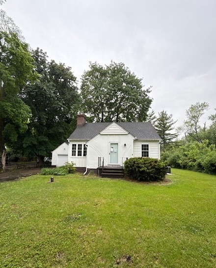 5N320 Powis Rd, Wayne, IL 60184