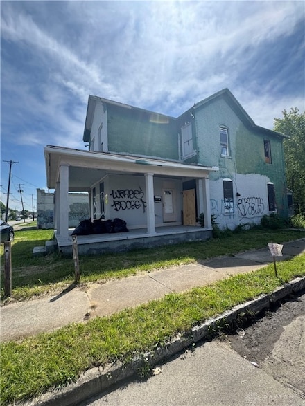 2300 E 3rd St, Dayton, OH 45403