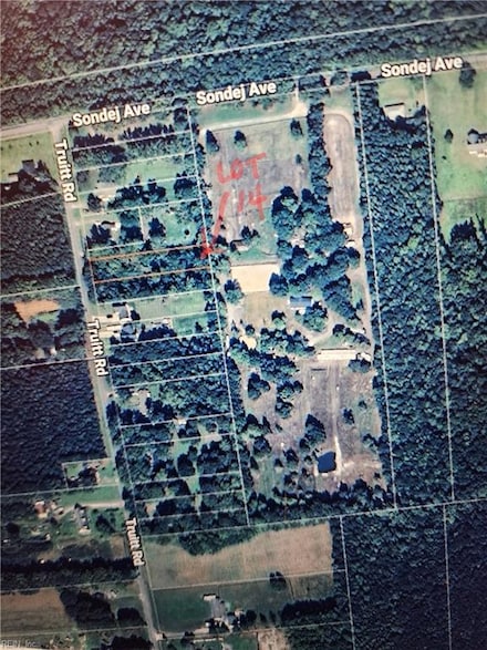 14 Truitt Rd, Chesapeake, VA 23321