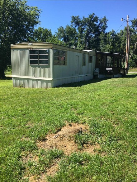 603 Main St, Mineral Point, MO 63660
