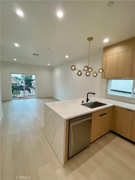611 W 41st Place Unit 1/2, Los Angeles, CA 90037