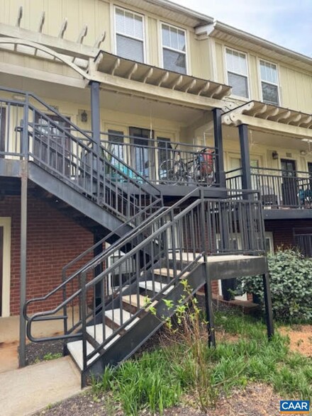 1830 Candlewood Ct Unit 206, Charlottesville, VA 22903