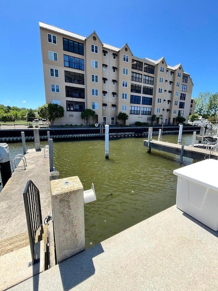 312 Water St Unit 51, Saint Joseph, MI 49085