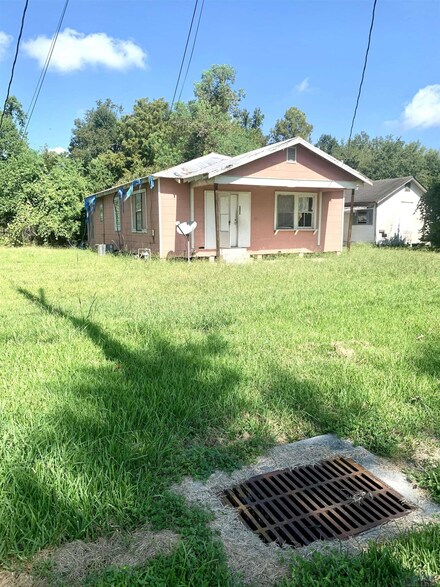 117 Henderson St, Houma, LA 70364