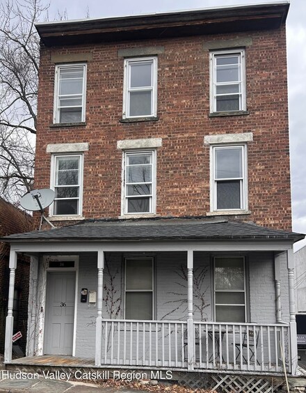 36 Post St, Kingston, NY 12401