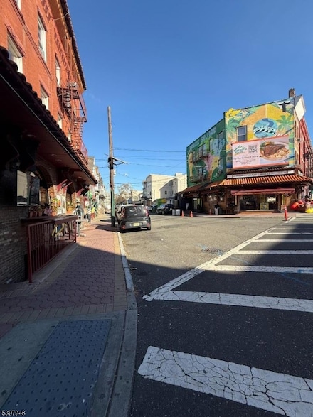 102 Chambers St, Newark, NJ 07105