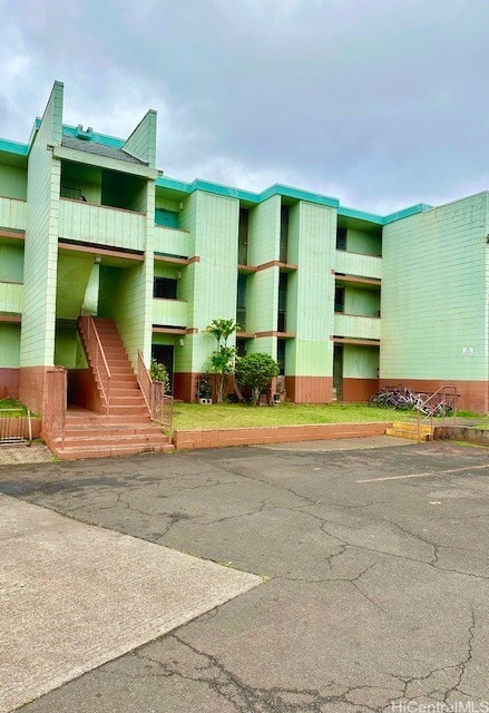 1015 Aheahe Ave Unit 202, Wahiawa, HI 96786