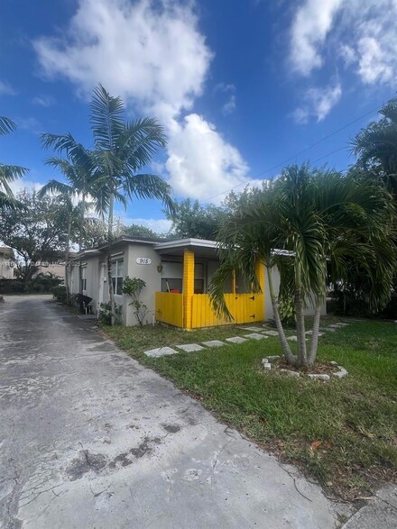 915 N 19th Ave, Hollywood, FL 33020