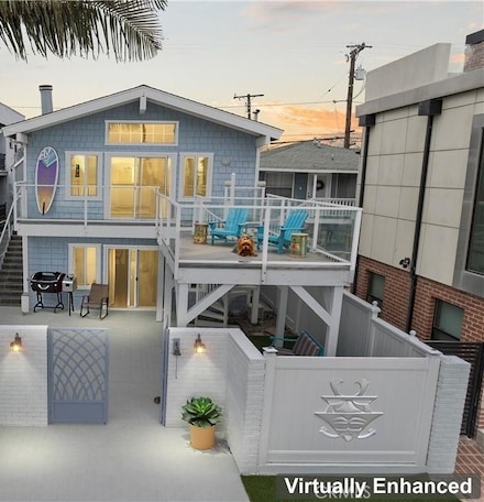 5331 E Ocean Blvd, Long Beach, CA 90803