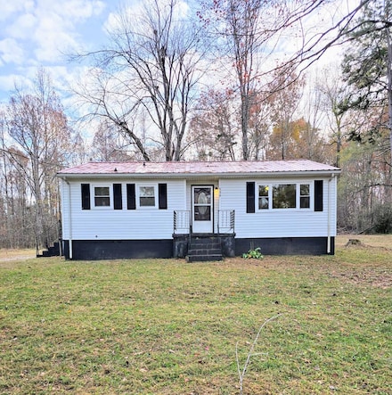 596 Switchback Rd, Kenbridge, VA 23944