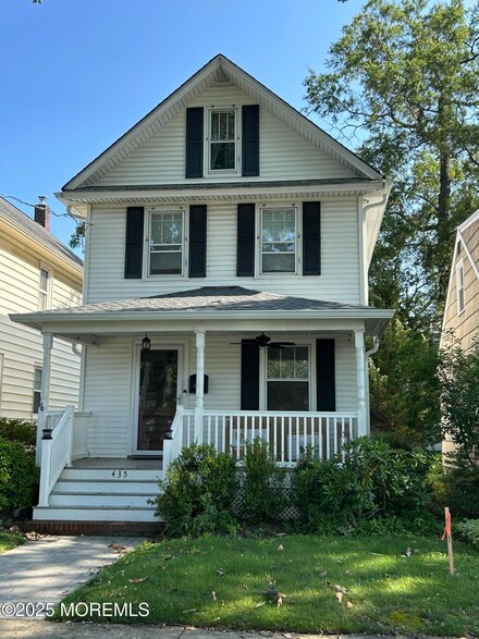 435 Norwood Ave, Avon By the Sea, NJ 07717