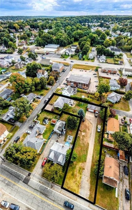 21 Garrison St, Cranston, RI 02920