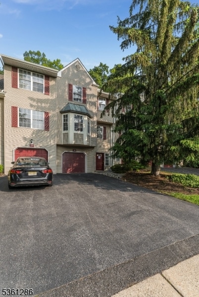 123 Pinehurst Dr Unit 202, Washington, NJ 07882