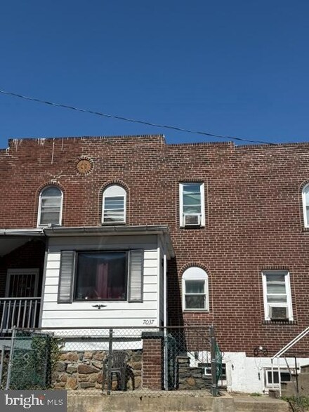 7037 Aberdeen Rd, Upper Darby, PA 19082