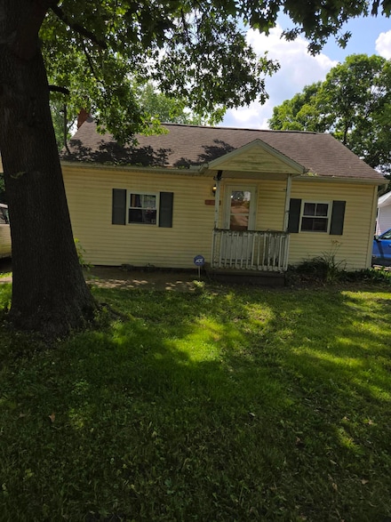 708 Fairyland Ave, Jackson, MI 49202