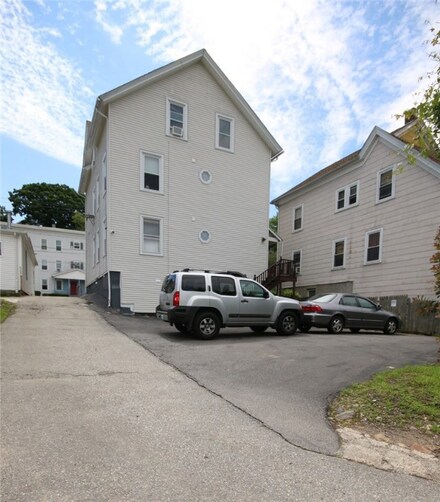 303 Front St, Woonsocket, RI 02895