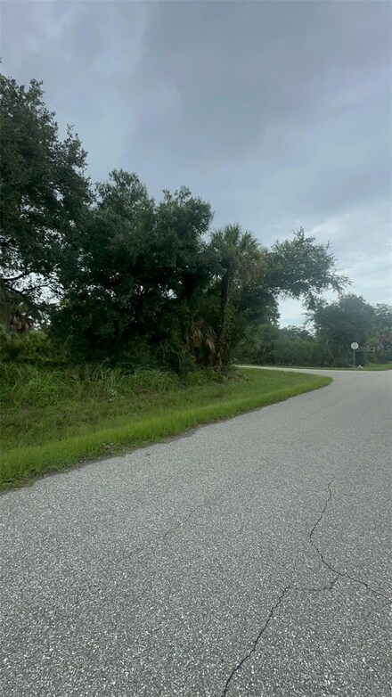 18442 Cordoba Ave, Port Charlotte, FL 33954