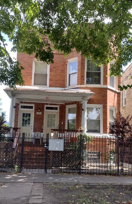 741 N Christiana Ave, Chicago, IL 60624