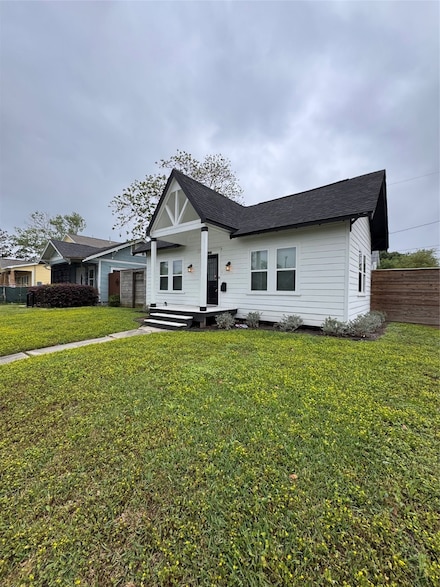 211 Cottage St, Houston, TX 77009