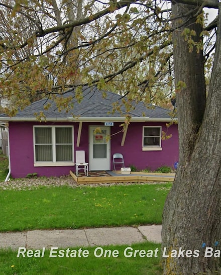 4138 Lamson St, Saginaw, MI 48601