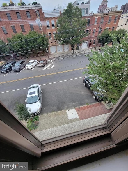 723 S 11th St, Philadelphia, PA 19147
